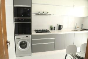 Beautiful Appartement near TGV train station, Maamora