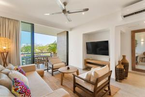 Cozy & New 2BR Rooftop, Central, 10min to beach