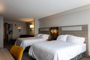 Holiday Inn Express Hotel & Suites Brockville by IHG