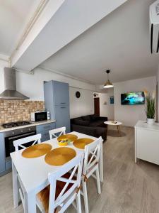 Happy Family Lamera Residence