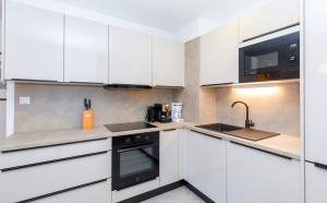 Apartment Luz Split, private parking spot in the garage