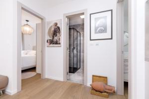 Apartment Luz Split, private parking spot in the garage