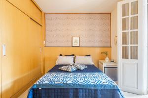 Penthouse Retreat with Jacuzzi and BBQ in the Heart of Copacabana