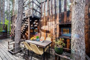 Domek lubiana180 SCANDI wśród drzew JACUZZI SAUNA KOMiNEK i TARAS na dachu jezioro Kaszuby Pieski tylko do 10kg za dodatkową opłatą