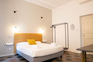 101 Flats Candias Suites