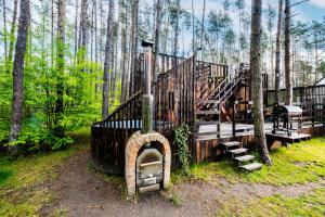 Domek lubiana180 SCANDI wśród drzew JACUZZI SAUNA KOMiNEK i TARAS na dachu jezioro Kaszuby Pieski tylko do 10kg za dodatkową opłatą