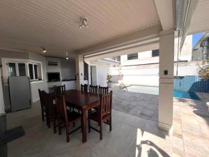 Casa Condomínio Fechado Hanga Roa Bertioga