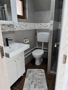 Cottage TeaVikendica Tea, Durmitor NP, Žabljak