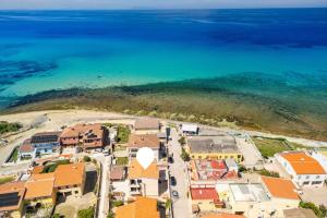 Large seaside apartment with patio img11