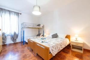 Large seaside apartment with patio img3