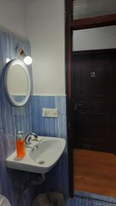 Abhi BNB Bed and Breakfast