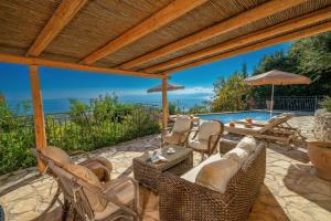 Villa Ifandis by Villa Plus