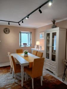 House Hill Star Kumbor