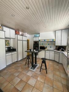 Villa Spacieuse avec Piscine Privée