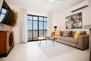 El Prado: New 2br Condo in Las Catalinas