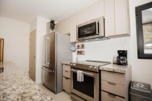 El Prado: New 2br Condo in Las Catalinas