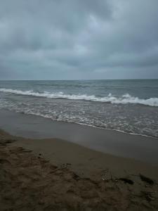 Perla Saidia, Appartement F2, Idéal pour une famille, Plage à 5min à pied, Piscine en travaux