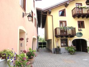 Affittacamere Al Cantoun, Vendégházak - Chiomonte