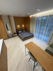 V4 Europa New Apartment