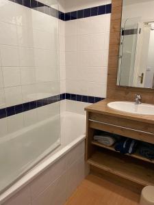 Front neige 1800, cosy 4-6p, parking couvert