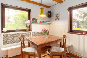 First House - Lovely Holiday Home near Cerknica