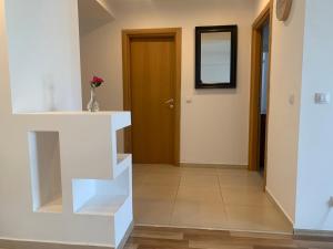 Gate 255 Airport Self Check-in 10 min from OTP AIRPORT