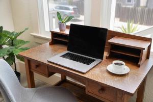 Cozy Ocean Beach Bungalow