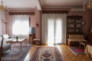 Naiades, water nymphs lure you away from the path