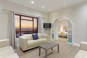 Brighton Court - Self check-in, 2 bedrooms, beachfront