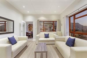 Brighton Court - Self check-in, 2 bedrooms, beachfront