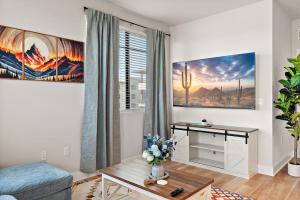 Camelback Old Town Mountain View Garage Parking