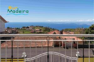 OurMadeira - Yellow House