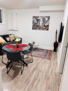 Nanone Signature- Adorable 2 Bedroom Suite - Ubytování bez kategorie ve městě Saskatoon