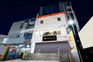 Townhouse De Alphabet Hotel - Gandimaissamma