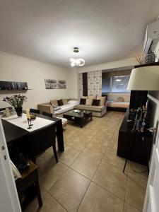 Hill View Apartment near Acropolis