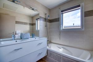 Villas L-Oceane Maison avec jardin : photos des chambres