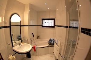 Apartments Mihael