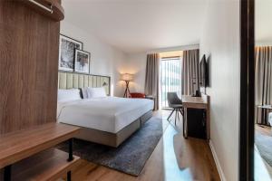 Net Zero Standard Room room in Park Inn by Radisson Manchester City Centre
