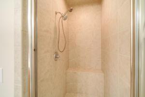 Mountain Condo 2 Mi to Dtwn Banner Elk with Views!