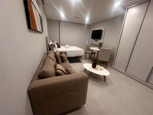 Comfortable Studio In Villamorra Neighborhood