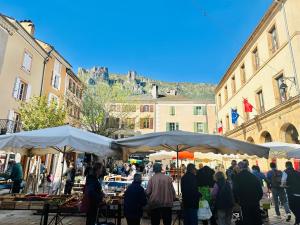 Studio de charme avec vue, en plein coeur de Florac