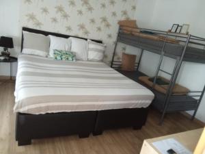 Auberges de jeunesse Auberge du manala chambre 4 personnes 24-24 : photos des chambres