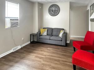 Ideal 2BR 1BA Apartment Near IUP & More!