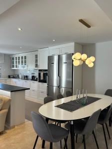 4 bedroom townhouse Puerto Banus