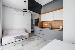 Aura Tower Aparments by In Property