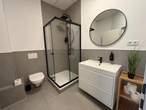 160qm - 6 Zimmer - Parkplatz - Zentrum - MalliBase Apartments