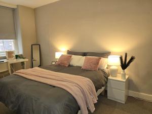 2BR Gem Stylish & Spacious Kings Cross Flat