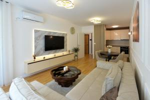 Amazon Royale Apartment