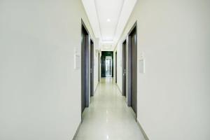 Super Collection O Rajeev Nagar Near Atal Path Formerly Vinayaka