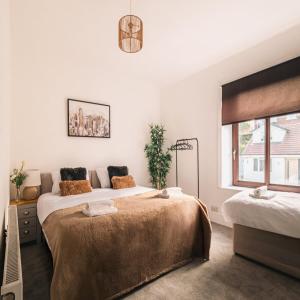 Stunning 6Bed Cottage- Town Centre- Free Parking